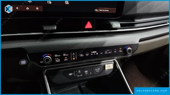 KIA CARNIVAL HEV 9SEATER NOBLESS