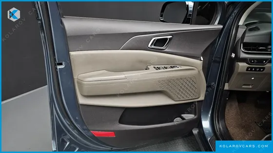 KIA CARNIVAL HEV 9SEATER NOBLESS