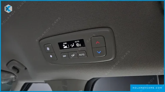 KIA CARNIVAL HEV 9SEATER NOBLESS