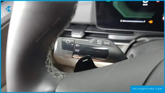 KIA CARNIVAL HEV 9 SEATER PRESTIGE