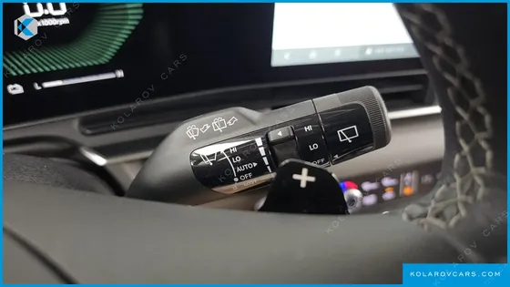 KIA CARNIVAL HEV 9 SEATER PRESTIGE