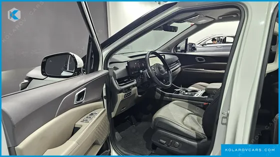 KIA CARNIVAL 7-SEATER NOBLESSE