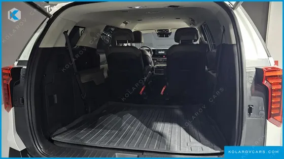 KIA CARNIVAL 7-SEATER NOBLESSE