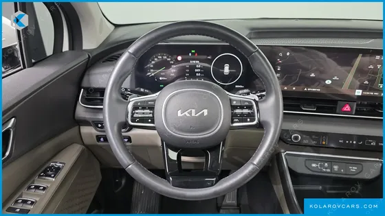 KIA CARNIVAL 9-SEATER NOBLESSE
