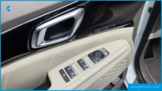KIA CARNIVAL GASOLINE 9 SEATER X LINE