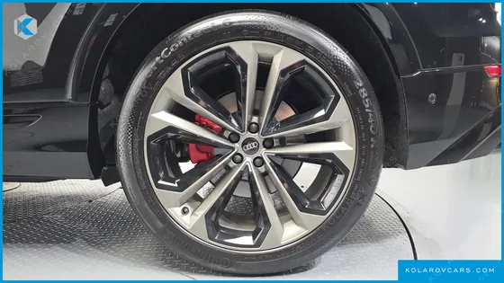 AUDI Q8 55 TFSI QUATTRO PREMIUM