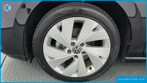 VOLKSWAGEN GOLF 2.0 TDI PREMIUM