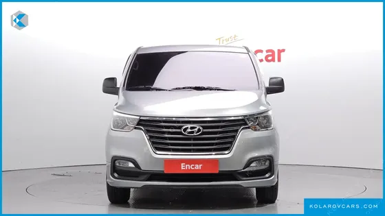 HYUNDAI STAREX VAN 3-SEATER
