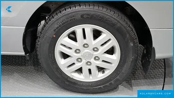 HYUNDAI STAREX VAN 3-SEATER
