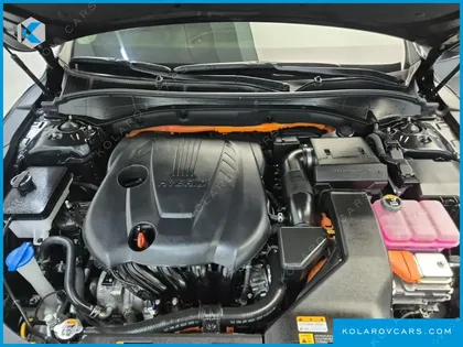 HYUNDAI GRANDEUR PREMIUM
