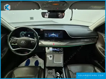 HYUNDAI GRANDEUR PREMIUM