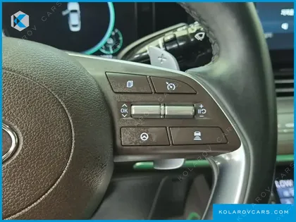 HYUNDAI GRANDEUR PREMIUM