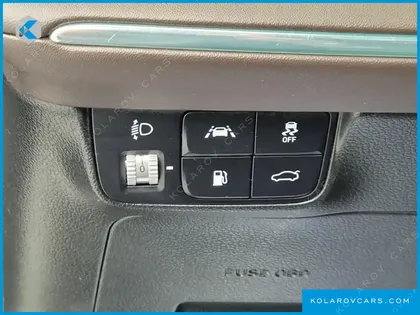 HYUNDAI GRANDEUR PREMIUM