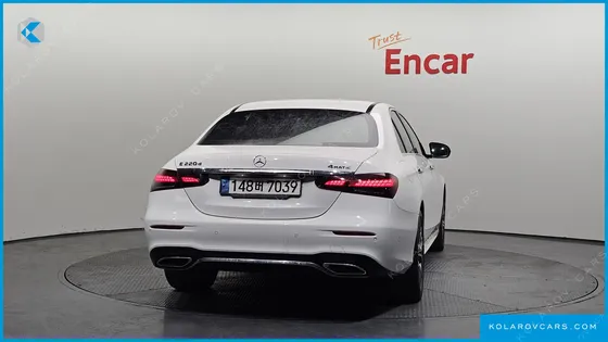 MERCEDES E-CLASS E220D 4MATIC AMG LINE