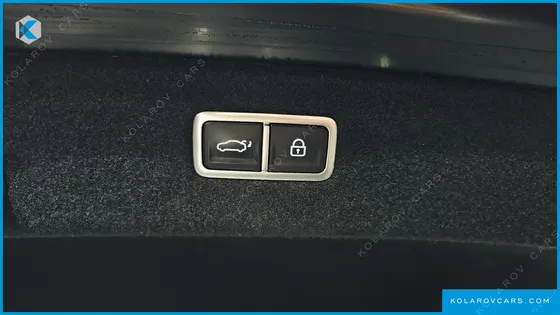 GENESIS G90 GASOLINE 3.5 TURBO AWD