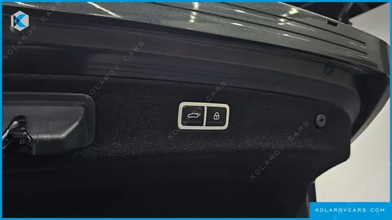 GENESIS G90 GASOLINE 3.5 TURBO AWD