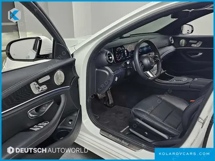 MERCEDES E-CLASS E220D 4MATIC AMG LINE