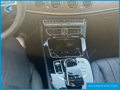 MERCEDES E-CLASS E300E 4MATIC EXCLUSIVE