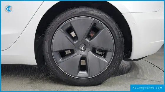 TESLA MODEL 3 LONG RANGE AWD
