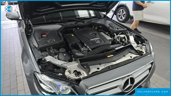 MERCEDES E-CLASS E300 4MATIC AMG LINE