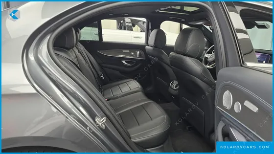 MERCEDES E-CLASS E300 4MATIC AMG LINE