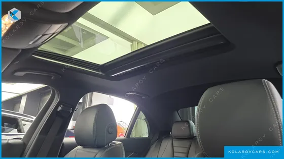 MERCEDES E-CLASS E300 4MATIC AMG LINE