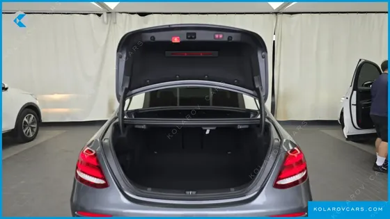 MERCEDES E-CLASS E300 4MATIC AMG LINE
