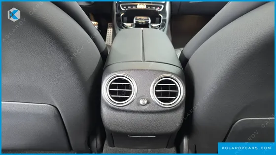 MERCEDES E-CLASS E300 4MATIC AMG LINE