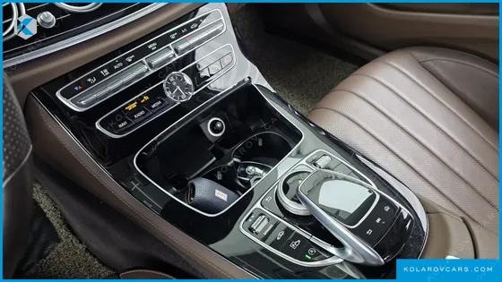 MERCEDES E-CLASS E400 4MATIC EXCLUSIVE