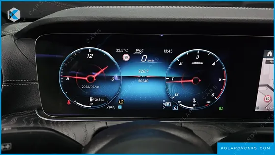 MERCEDES E-CLASS E220D 4MATIC AMG LINE