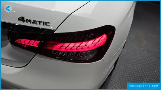 MERCEDES E-CLASS E220D 4MATIC AMG LINE