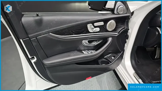 MERCEDES E-CLASS E220D 4MATIC AMG LINE