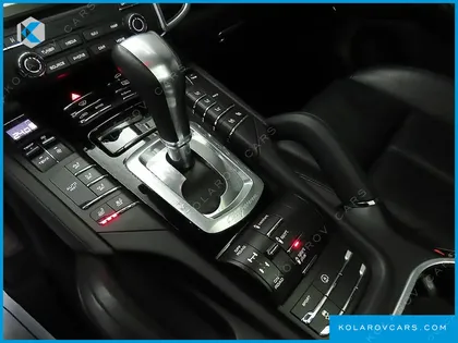 PORSCHE CAYENNE 3.0 DIESEL PLATIUM EDITION