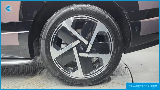 HYUNDAI IONIQ 9 CRUISE TYPE AWD