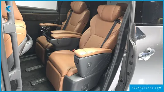 TOYOTA ALPHARD 2.5 HEV EXECUTIVE AWD