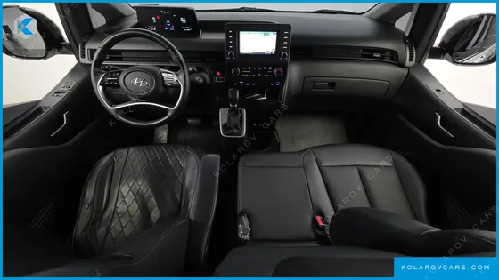 HYUNDAI STARIA DISABILITY SUPPORT CAR