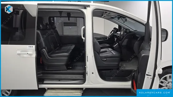 HYUNDAI STARIA DISABILITY SUPPORT CAR