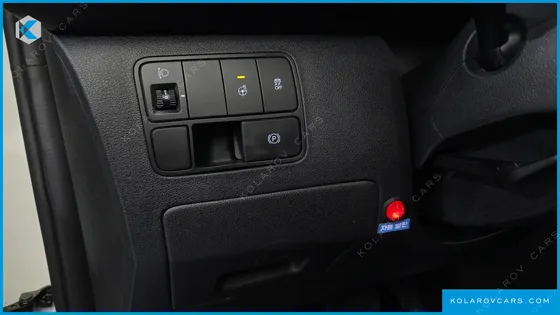 HYUNDAI STARIA DISABILITY SUPPORT CAR