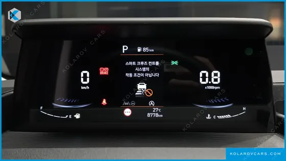HYUNDAI STARIA LOUNGE 9-SEATER