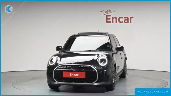MINI COOPER 5 DOOR FAVOURED