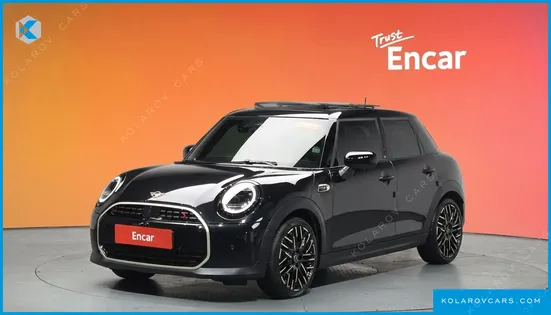 MINI COOPER 5 DOOR FAVOURED