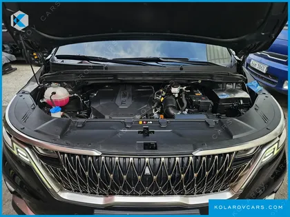 KIA CARNIVAL 9-SEATER NOBLESSE