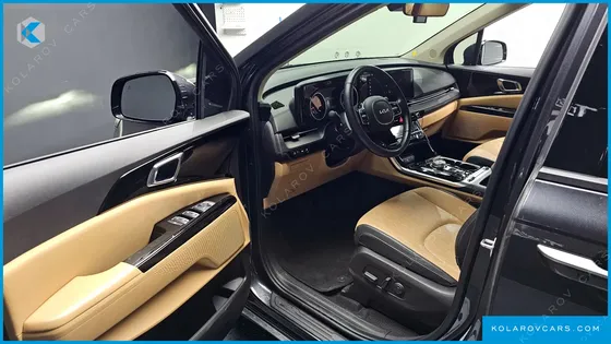 KIA CARNIVAL GASOLINE 9-SEATER NOBLESSE