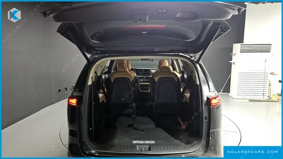 KIA CARNIVAL GASOLINE 9-SEATER NOBLESSE