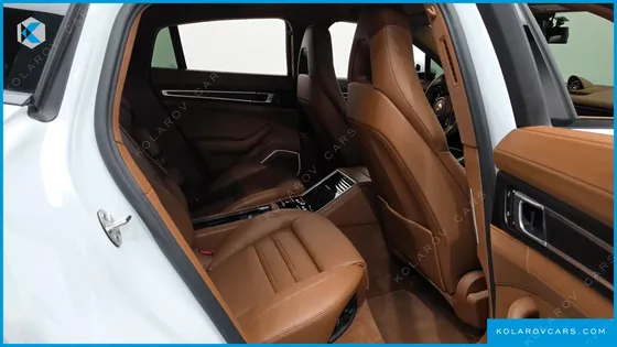 PORSCHE PANAMERA 2.9 AWD E-HYBRID PLATINUM EDITION