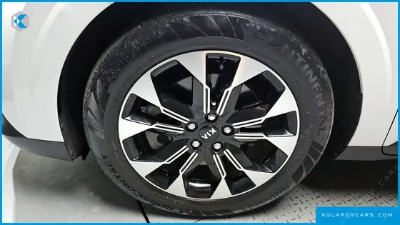 KIA CARNIVAL 9-SEATER SIGNATURE
