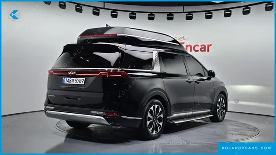 KIA CARNIVAL GASOLINE 7-SEATER HI-LIMOUSINE