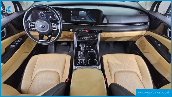 KIA CARNIVAL 9-SEATER PRESTIGE