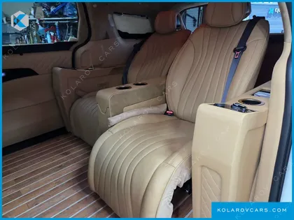 KIA CARNIVAL 9-SEATER HI-LIMOUSINE(SPECIAL VEHICLE)