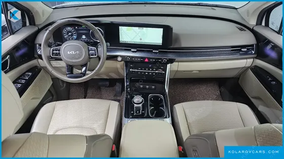 KIA CARNIVAL 7-SEATER HI-LIMOUSINE